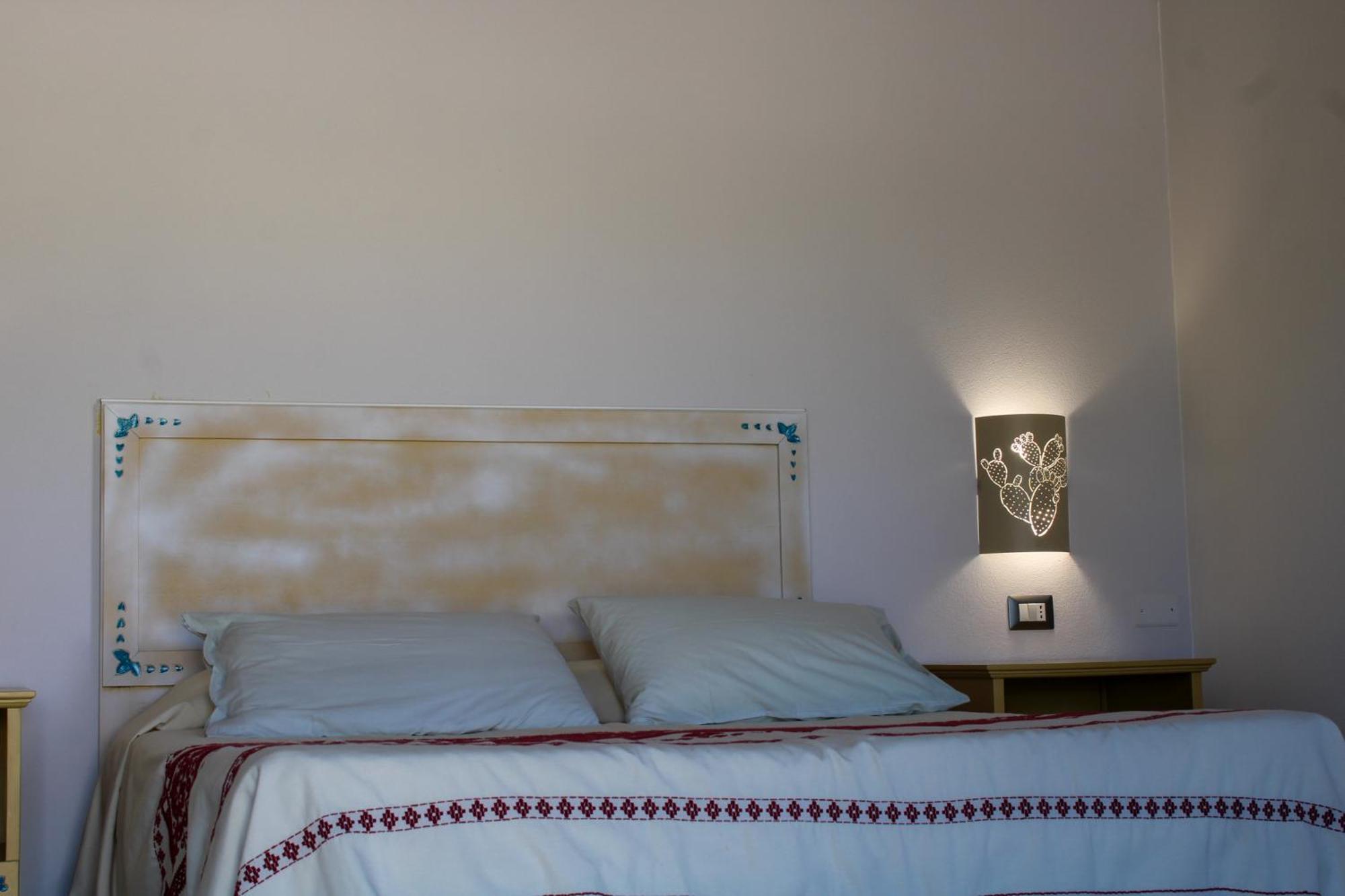 L'Alga Bed & Breakfast Cabras Exterior photo